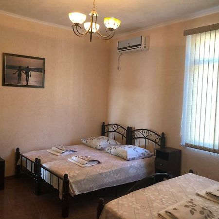 גגרה Emiliya Guest House מראה חיצוני תמונה
